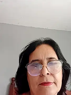 Snapshot of PienCanela chatting on April 18, 2026, 4:20 pm PienCanela online show from April 18, 2026, 4:20 pm