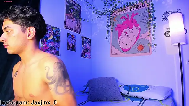 Snapshot of JaxJinx chatting on May 25, 2026, 2:22 am JaxJinx online show from May 25, 2026, 2:22 am