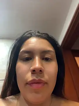 Snapshot of Iam-sophia27 chatting on July 2, 2026, 11:33 pm Iam-sophia27 online show from July 2, 2026, 11:33 pm