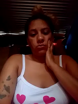 Snapshot of melysexy chatting on May 2, 2026, 3:50 pm melysexy online show from May 2, 2026, 3:50 pm