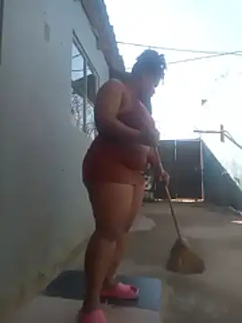 Snapshot of Chubbygoddess123 chatting on May 15, 2026, 7:06 am Chubbygoddess123 online show from May 15, 2026, 7:06 am