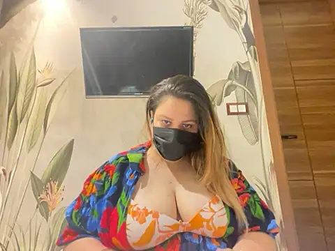 Snapshot of kavyasingh36 chatting on May 5, 2026, 3:15 pm kavyasingh36 online show from May 5, 2026, 3:15 pm