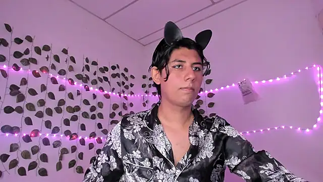 Snapshot of Ericahot3 chatting on April 11, 2026, 3:49 pm Ericahot3 online show from April 11, 2026, 3:49 pm