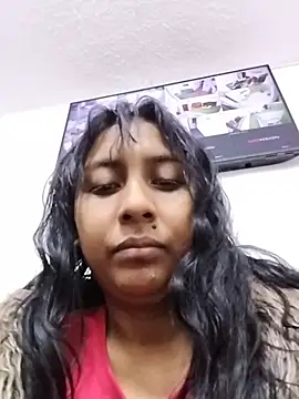 MELIZ QUEEN online show from May 29, 2026, 11:38 am