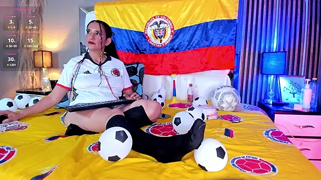 Snapshot of MILF_AURORA chatting on July 3, 2026, 8:15 pm MILF AURORA online show from July 3, 2026, 8:15 pm