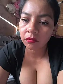 Snapshot of Tamaraxxx_hot chatting on June 26, 2026, 10:15 pm Tamaraxxx hot online show from June 26, 2026, 10:15 pm