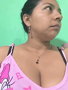 Snapshot of Tamaraxxx_hot chatting on May 27, 2026, 2:52 am Tamaraxxx hot online show from May 27, 2026, 2:52 am