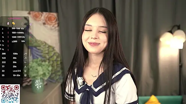 Snapshot of TracieArrocha chatting on May 7, 2026, 6:33 pm TracieArrocha online show from May 7, 2026, 6:33 pm