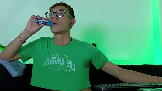 Damian nix online show from April 14, 2026, 5:23 am