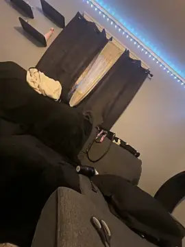 Snapshot of AmalaHexx chatting on April 14, 2026, 12:15 am AmalaHexx online show from April 14, 2026, 12:15 am