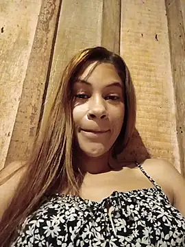 Snapshot of cenav_model chatting on April 14, 2026, 11:21 pm cenav model online show from April 14, 2026, 11:21 pm