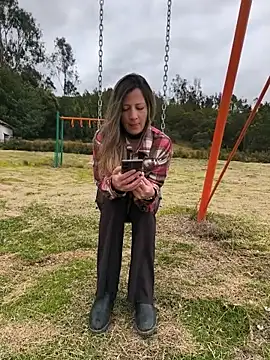 VALELUXX online show from August 6, 2026, 2:34 pm