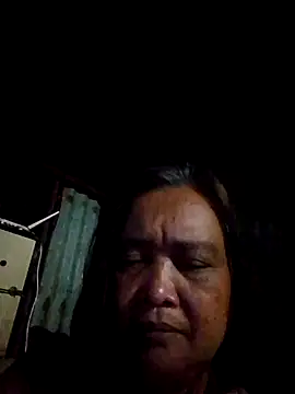 Snapshot of jeanyummytits chatting on May 22, 2026, 11:19 am jeanyummytits online show from May 22, 2026, 11:19 am