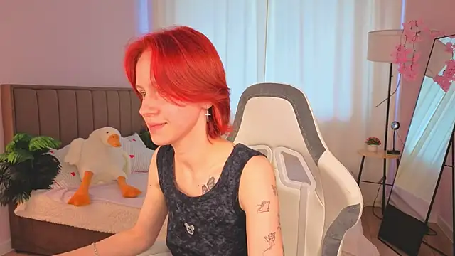 Snapshot of Milena_Milyan chatting on July 18, 2026, 1:25 am Milena Milyan online show from July 18, 2026, 1:25 am