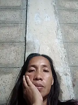 morenabb69 online show from April 14, 2026, 6:24 pm