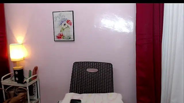 Snapshot of ursexy_anne chatting on June 24, 2026, 2:54 am ursexy anne online show from June 24, 2026, 2:54 am