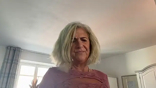 Snapshot of NaughtyMonicaUK chatting on May 1, 2026, 7:24 am NaughtyMonicaUK online show from May 1, 2026, 7:24 am