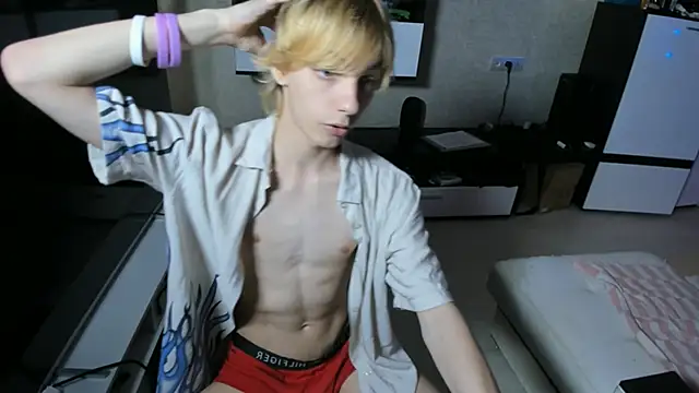 Snapshot of cute_grecha chatting on June 9, 2026, 3:46 pm cute grecha online show from June 9, 2026, 3:46 pm