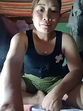 Snapshot of -Hanchu- chatting on June 10, 2026, 4:35 am -Hanchu- online show from June 10, 2026, 4:35 am