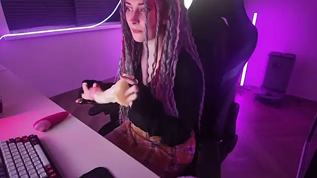 GreySwan online show from April 15, 2026, 5:39 pm