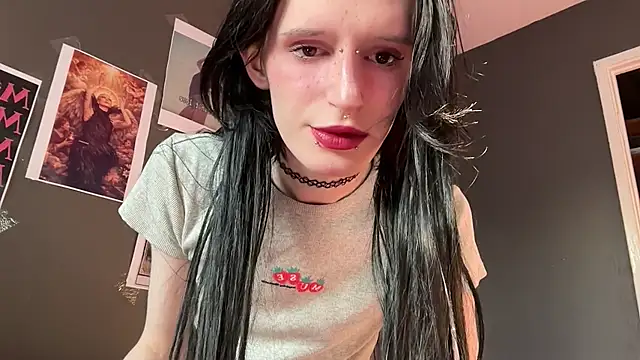 Niky Long online show from April 13, 2026, 3:05 pm