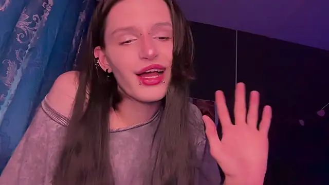 Niky Long online show from May 24, 2026, 1:16 am