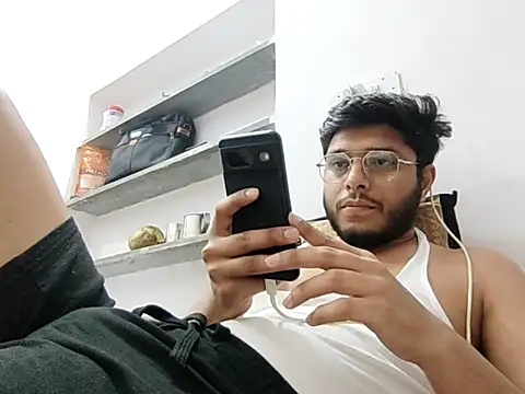 boy511 online show from April 12, 2026, 6:33 pm