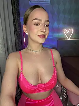 Snapshot of AlisaPearl chatting on April 30, 2026, 8:16 pm AlisaPearl online show from April 30, 2026, 8:16 pm