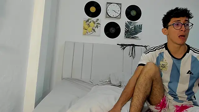 alanandtifany online show from July 12, 2026, 12:44 am