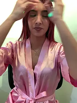 Snapshot of miss_carly chatting on May 18, 2026, 2:01 am miss carly online show from May 18, 2026, 2:01 am