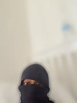 Snapshot of Ramy666oo chatting on April 16, 2026, 9:43 am Ramy666oo online show from April 16, 2026, 9:43 am