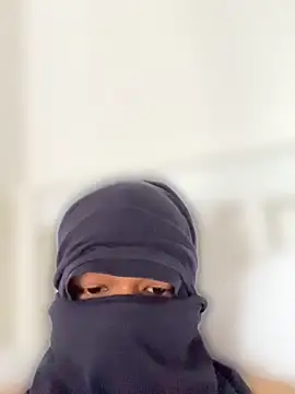 Snapshot of Ramy666oo chatting on April 15, 2026, 9:37 am Ramy666oo online show from April 15, 2026, 9:37 am