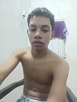 Snapshot of curious_straight_guy chatting on June 5, 2026, 1:54 am curious straight guy online show from June 5, 2026, 1:54 am
