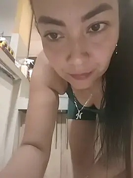 Snapshot of LuluDream chatting on July 15, 2026, 1:12 am LuluDream online show from July 15, 2026, 1:12 am