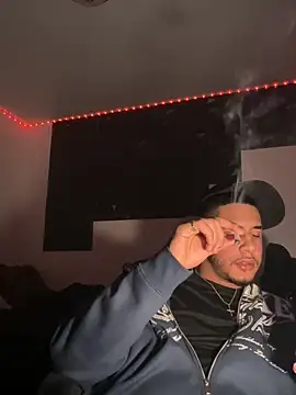 Snapshot of Dominicanboy06 chatting on April 13, 2026, 1:37 pm Dominicanboy06 online show from April 13, 2026, 1:37 pm