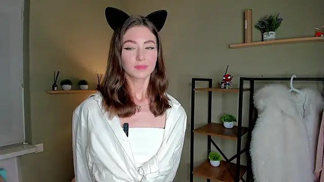 Peaches Peaches online show from May 25, 2026, 3:55 pm