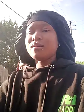 Diva-girl1 online show from April 16, 2026, 6:14 am