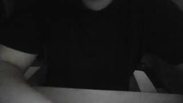 Snapshot of reogjdossw chatting on April 15, 2026, 4:11 pm reogjdossw online show from April 15, 2026, 4:11 pm