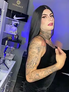 valen lewiiz online show from May 10, 2026, 2:59 am