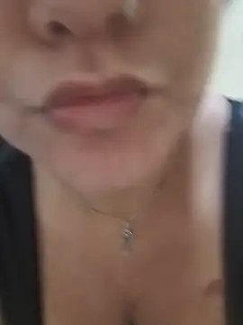 Snapshot of Luna-elle chatting on June 3, 2026, 10:16 am Luna-elle online show from June 3, 2026, 10:16 am