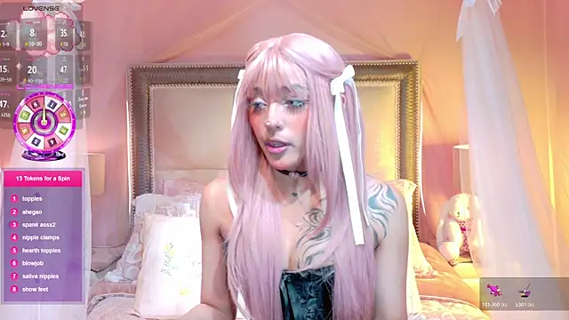 Snapshot of VaLuu__ chatting on July 20, 2026, 1:02 pm VaLuu online show from July 20, 2026, 1:02 pm