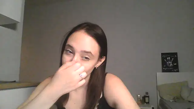Snapshot of DarkMirel chatting on July 4, 2026, 7:29 pm DarkMirel online show from July 4, 2026, 7:29 pm