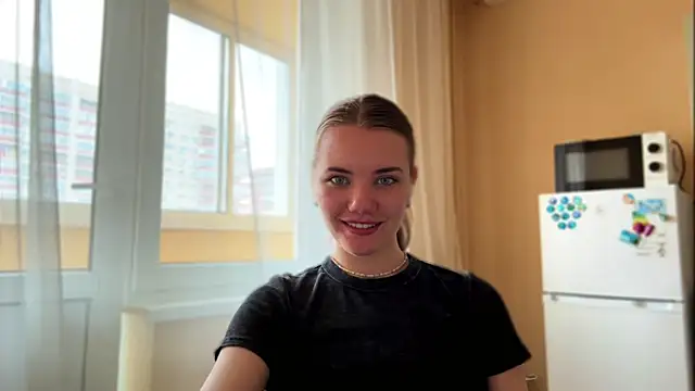 Snapshot of doana_bebriti chatting on April 22, 2026, 12:12 pm doana bebriti online show from April 22, 2026, 12:12 pm