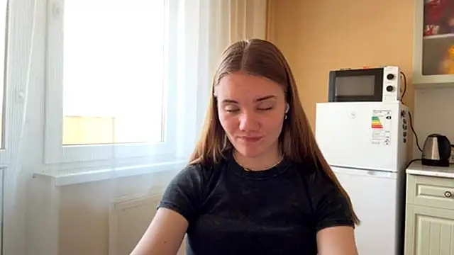 Snapshot of doana_bebriti chatting on May 11, 2026, 1:12 pm doana bebriti online show from May 11, 2026, 1:12 pm