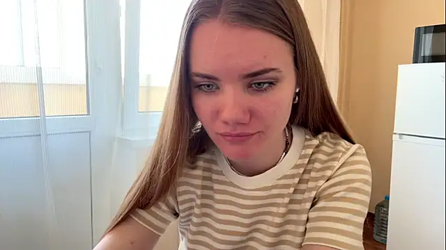 Snapshot of doana_bebriti chatting on May 29, 2026, 12:22 pm doana bebriti online show from May 29, 2026, 12:22 pm