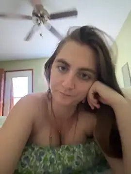 Snapshot of prettykitttty chatting on April 14, 2026, 7:30 pm prettykitttty online show from April 14, 2026, 7:30 pm