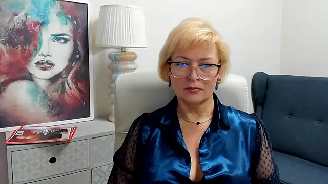 Snapshot of luna_xfantasy chatting on April 16, 2026, 6:25 am luna xfantasy online show from April 16, 2026, 6:25 am