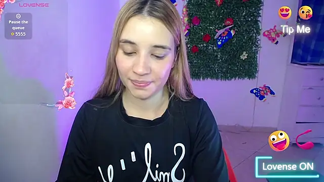 Snapshot of Ambar_lynn01 chatting on May 18, 2026, 8:02 pm Ambar lynn01 online show from May 18, 2026, 8:02 pm