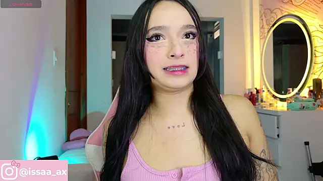 Snapshot of issa_dolly chatting on July 9, 2026, 9:25 pm issa dolly online show from July 9, 2026, 9:25 pm