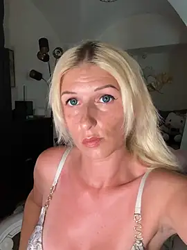 barbiplaymate online show from June 29, 2026, 2:06 pm